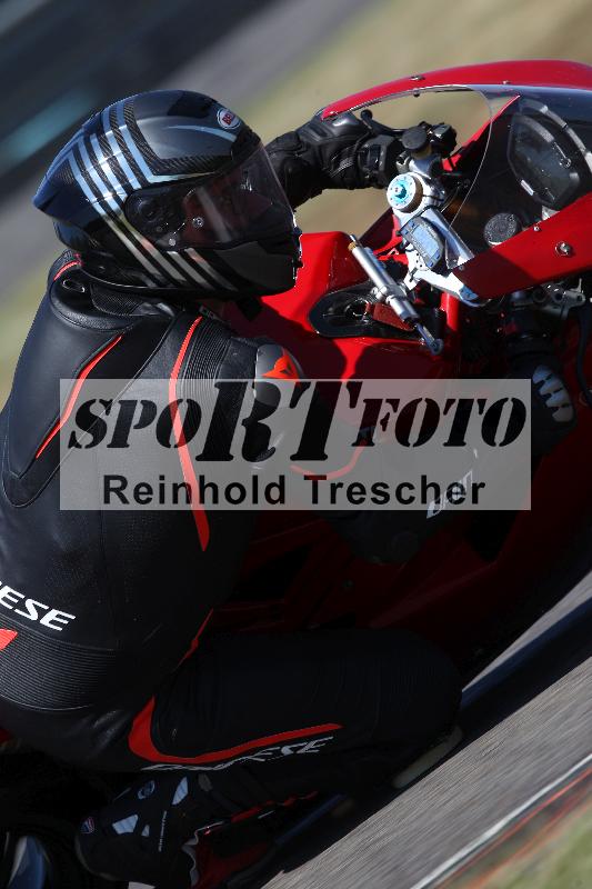 Archiv-2022/50 09.08.2022 MSS und TÖFF Track Day ADR/Gruppe rot/backside